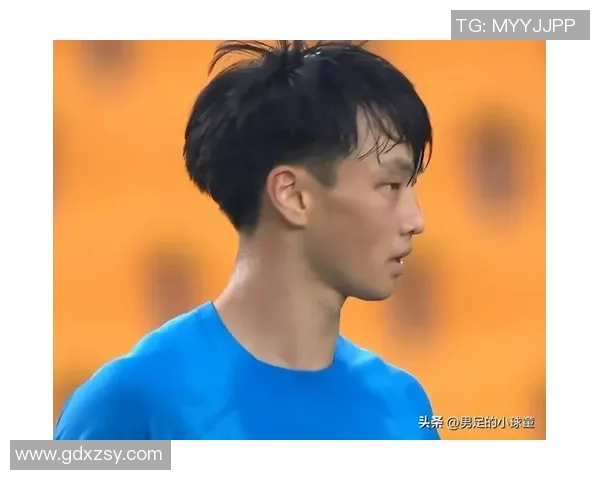 杨明足球明星的成就与影响力分析及其在足球界的地位探讨 杨明足球明星的成就与影响力分析及其在足球界的地位探讨